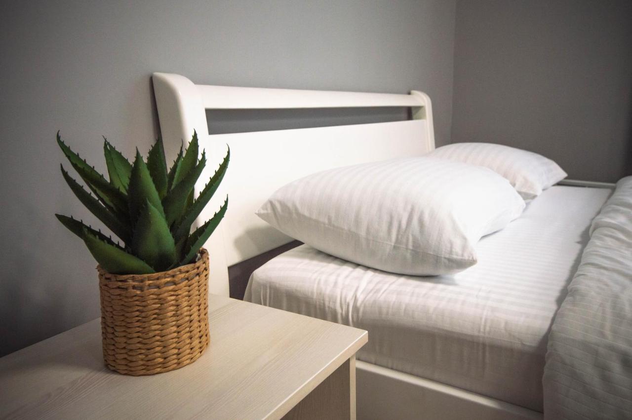 Kyiv Lesi 3 Studio Apartment Εξωτερικό φωτογραφία